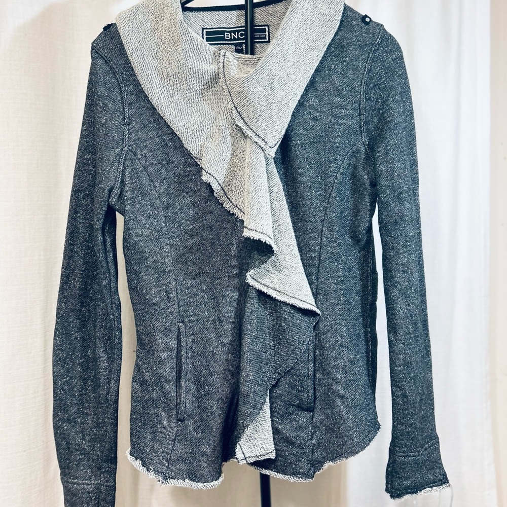 Blanc Noir‎ Charcoal and Light Gray Ruffle Cardigan